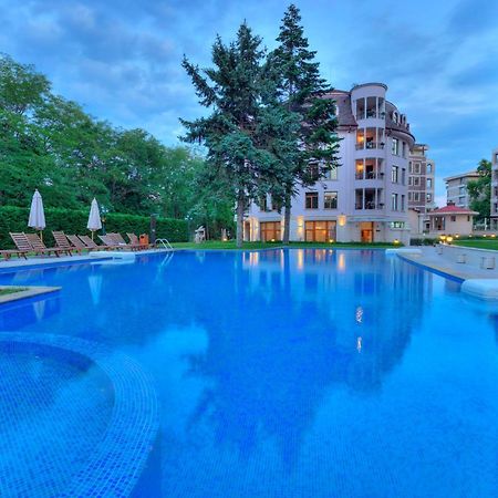 Purple Star Apartments Saints Constantine and Helena Bagian luar foto